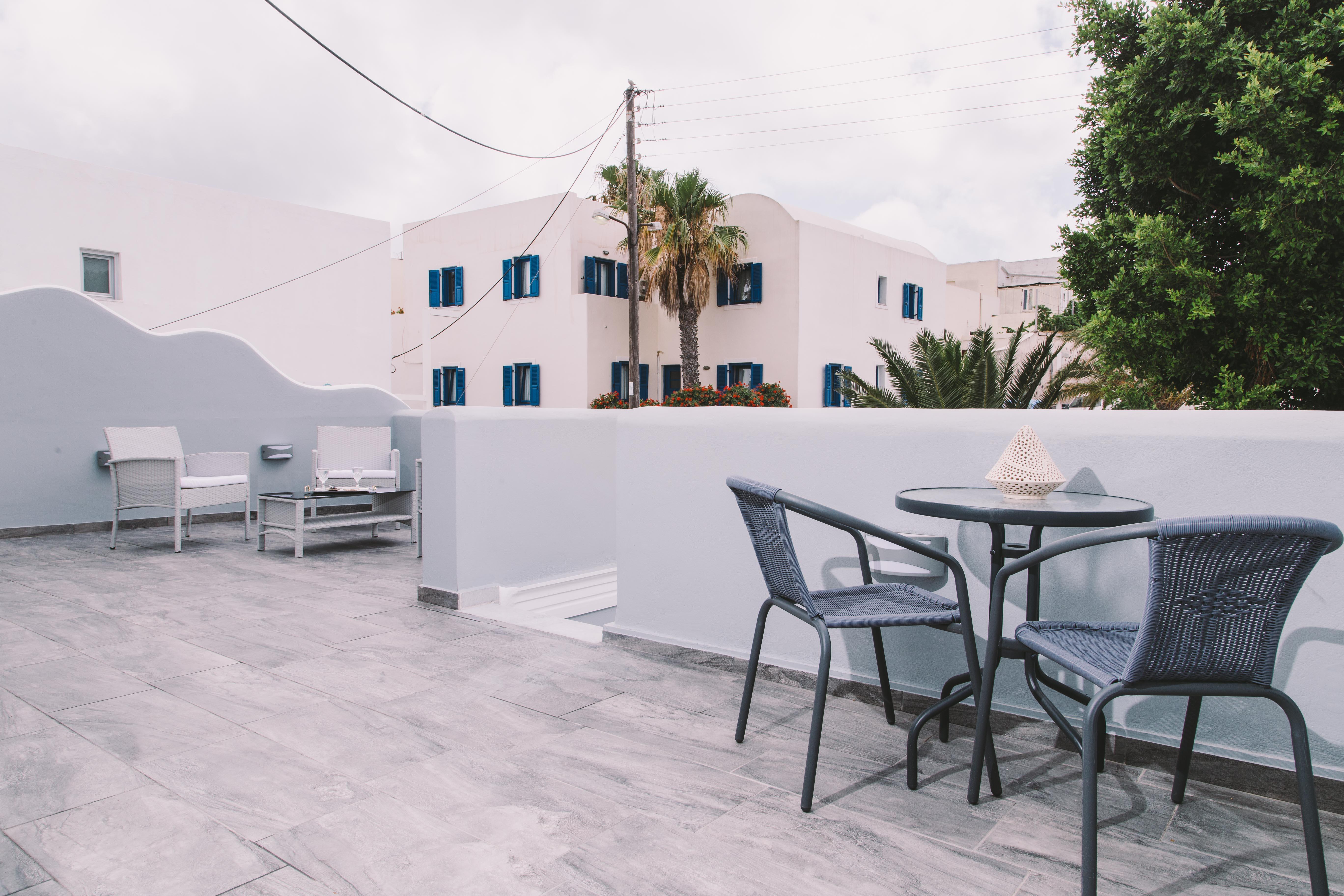 Oasis Suites Fira Fira (Santorini) Bagian luar foto