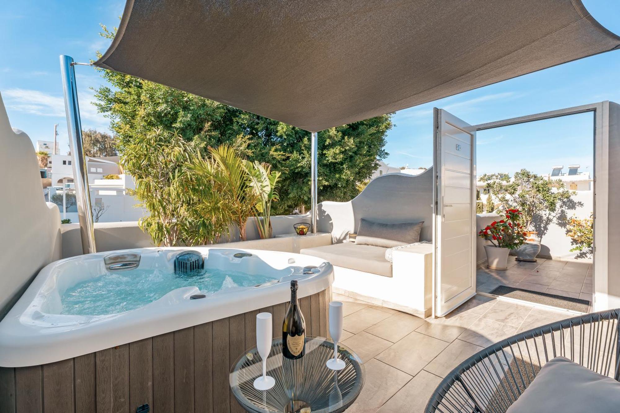 Oasis Suites Fira Fira (Santorini) Bagian luar foto